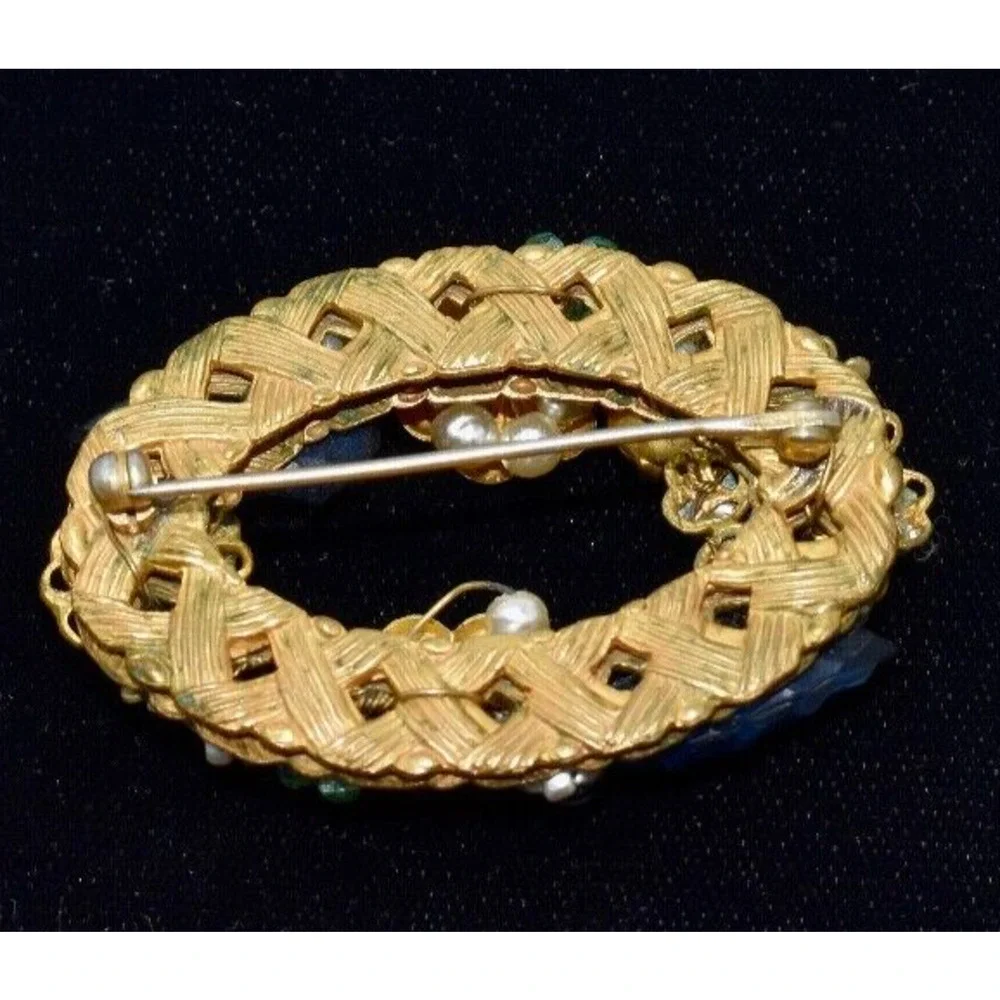 Miriam Haskell 1920's Whimsical Mix-Media Glass, Filigree Brooch Signed